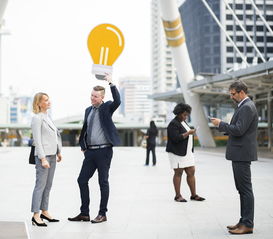 爱游戏-男子国家队提升专项技术训练强化身体对抗能力，国家队训练强度